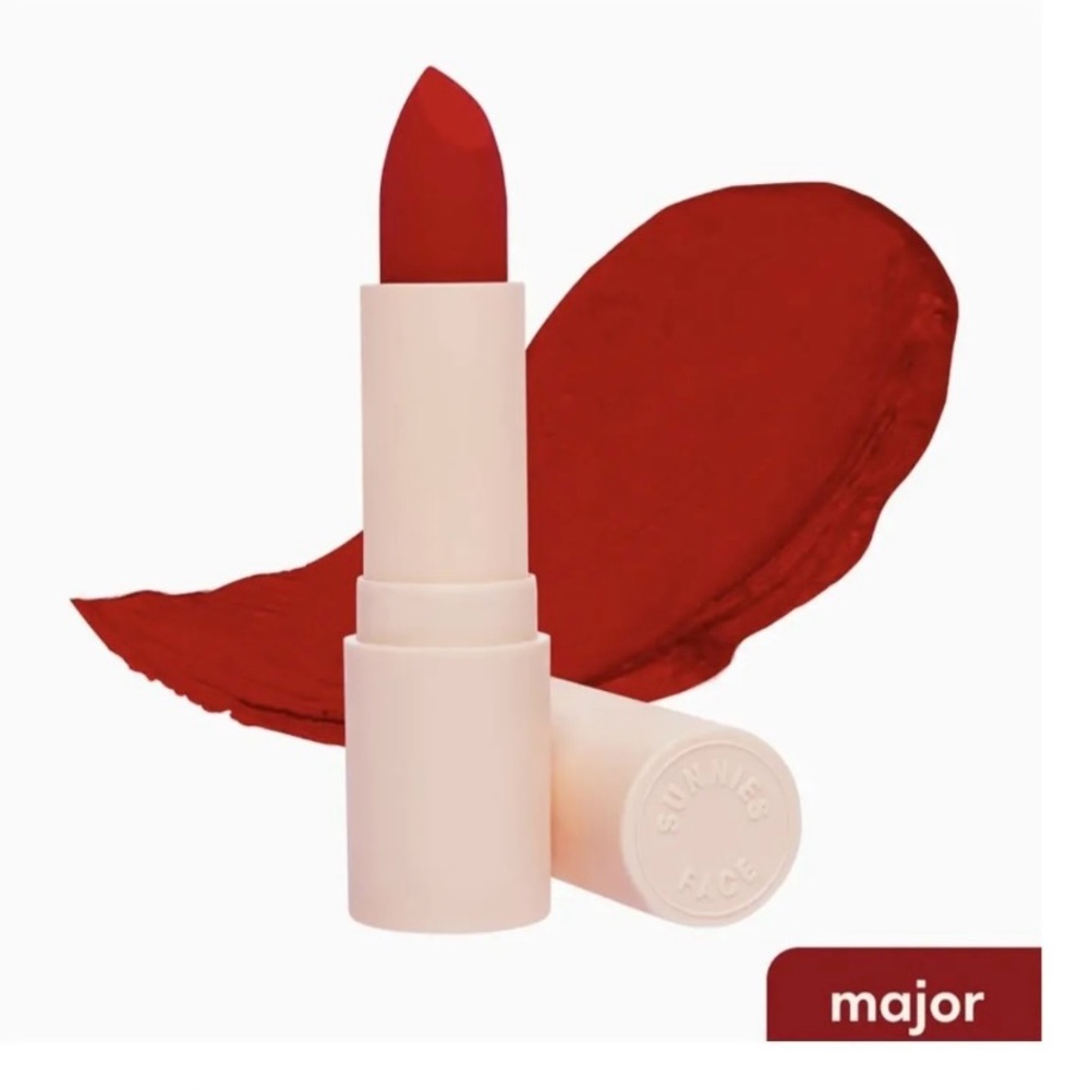 NIB Sunnies Face Fluffmatte Lipstick in Major (perfect cool red)